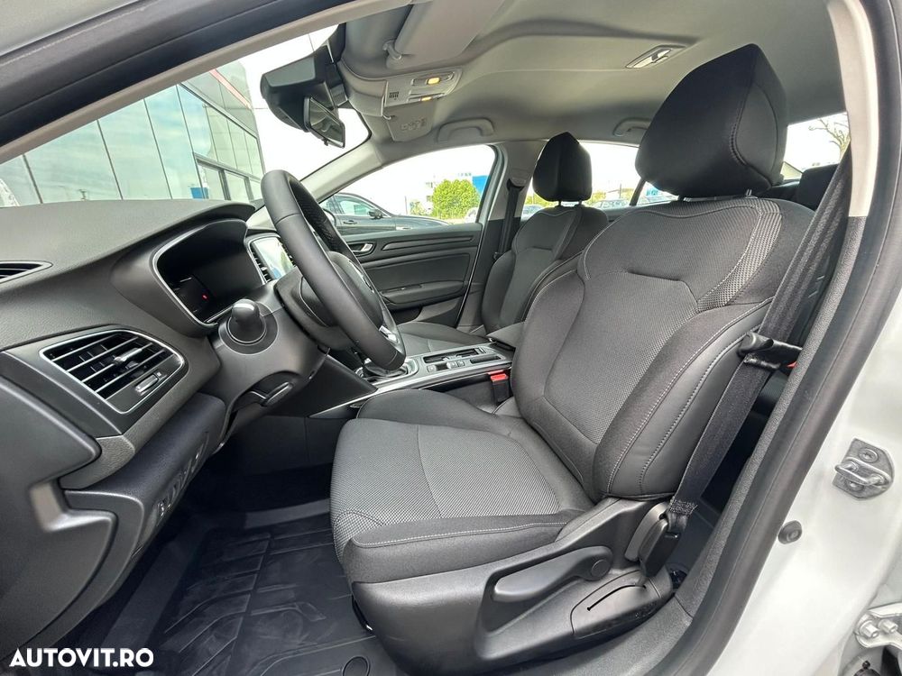 Renault Megane TCe 140 GPF EDC Equilibre - 14