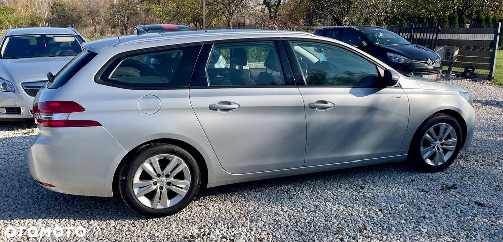 Peugeot 308 BlueHDi 120 Stop & Start Business-Line - 6