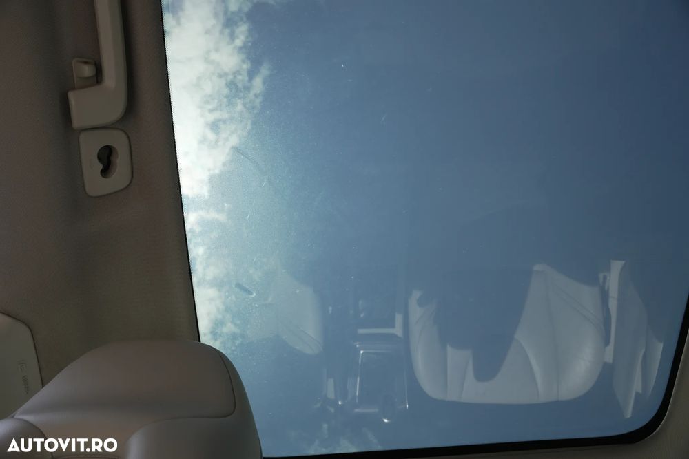 Volvo V40 D3 Summum - 13