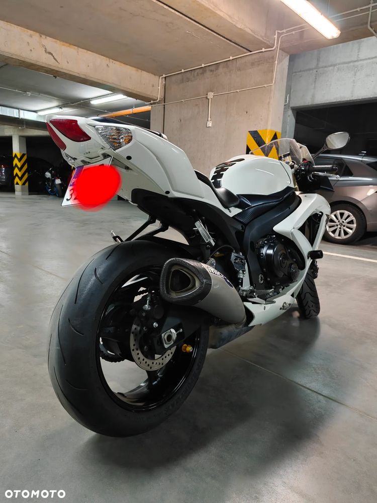 Suzuki GSX-R - 9
