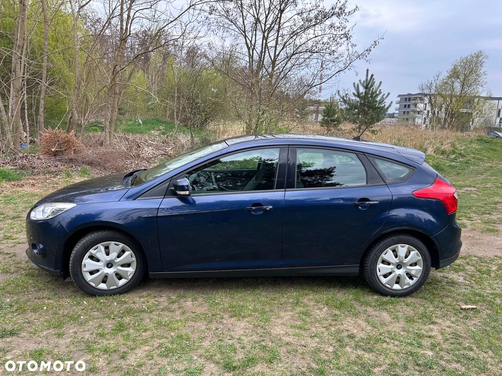 Ford Focus 1.6 Ambiente - 5