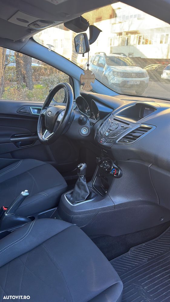 Ford Fiesta 1.5 TDCi ST Line - 6