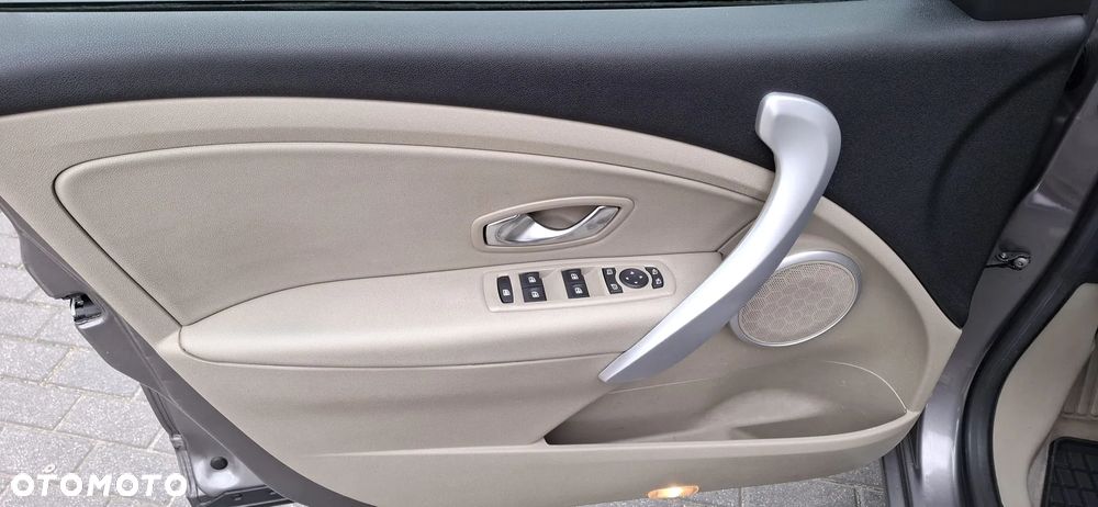 Renault Fluence dCi 110 FAP Dynamique - 16