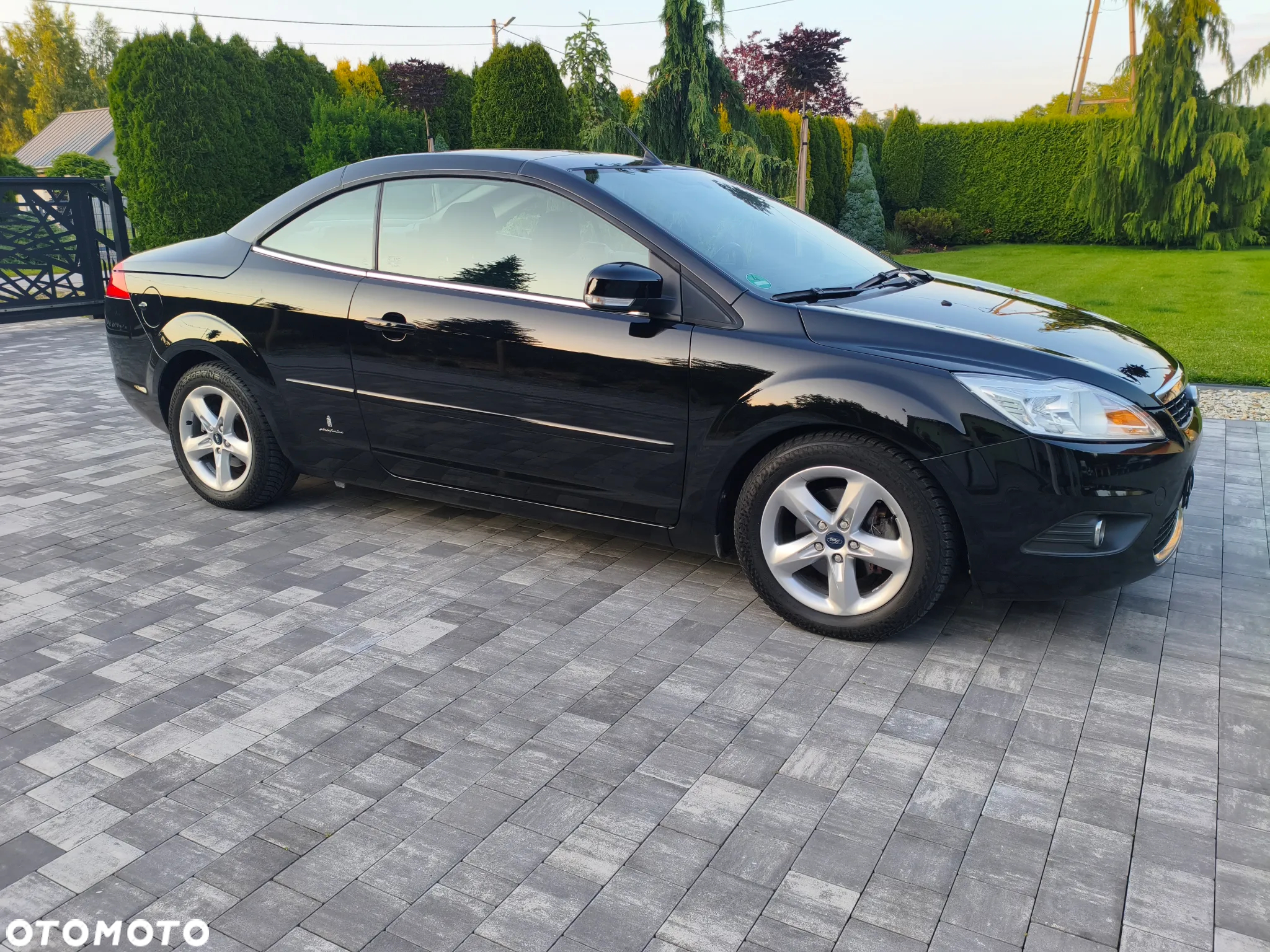 Ford Focus Coupe-Cabriolet 1.6 16V Trend - 14