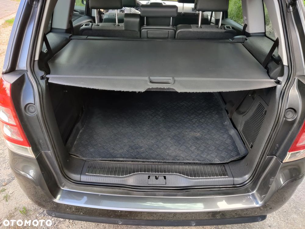 Opel Zafira 1.8 Easytronic Cosmo - 19
