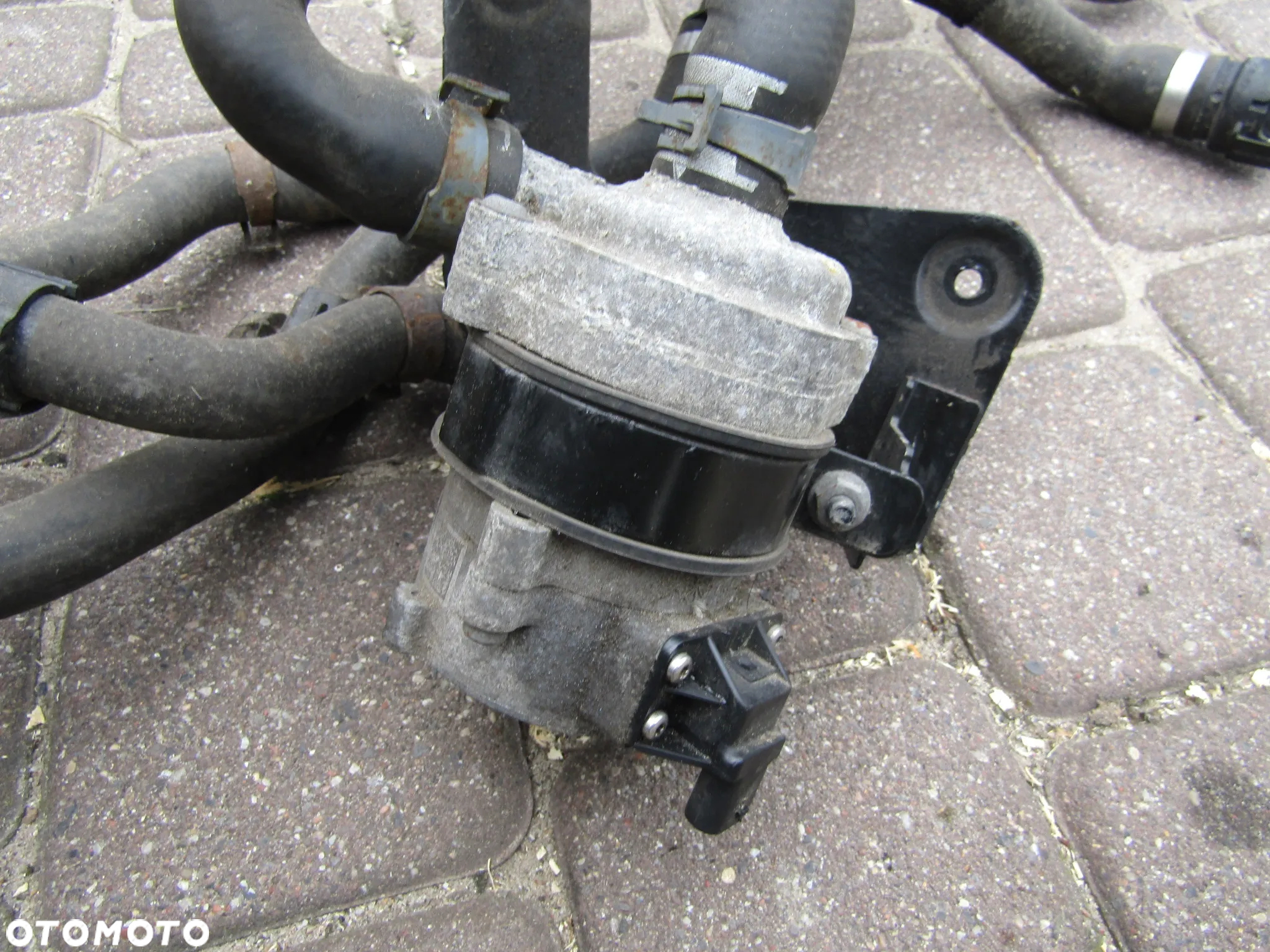 AUDI A4 B9 DODATKOWA POMPA WODY 4H0 965 567 15 19R 1.4TFSI 8W0407560 - 2