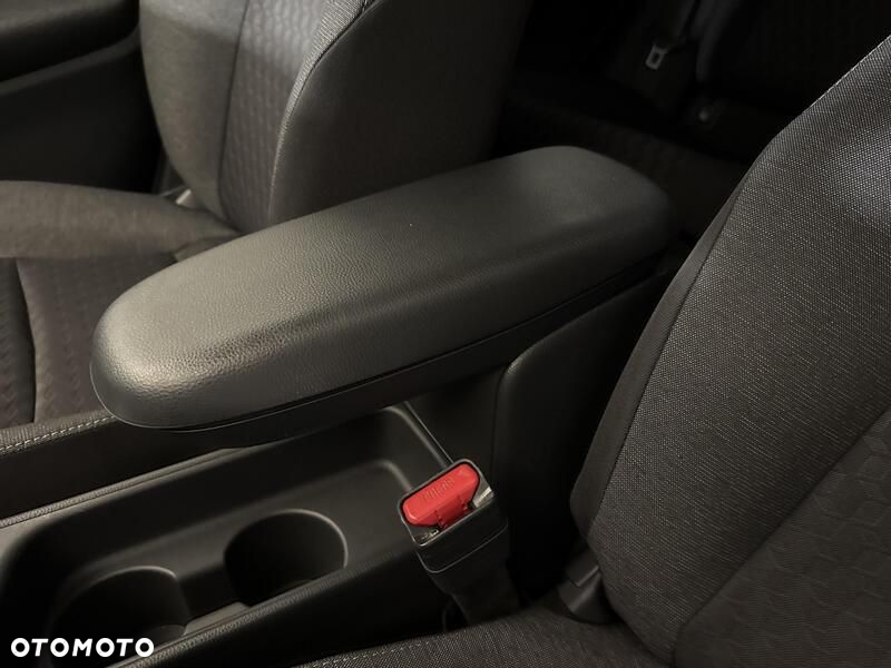 Toyota Yaris - 19