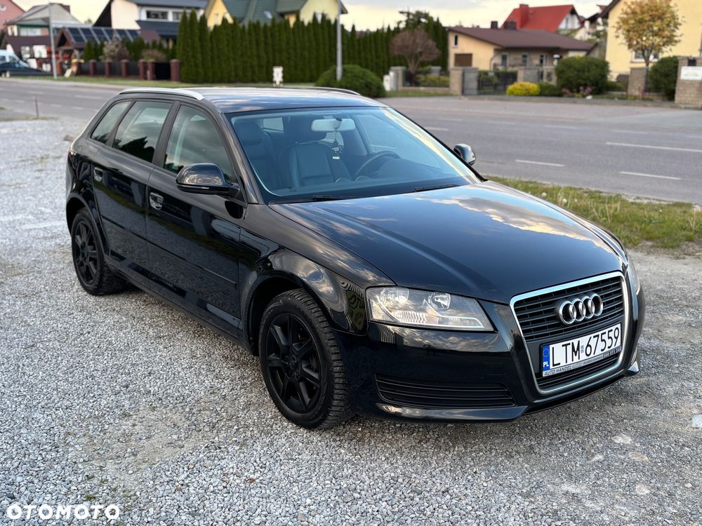 Audi A3 Sportback - 2