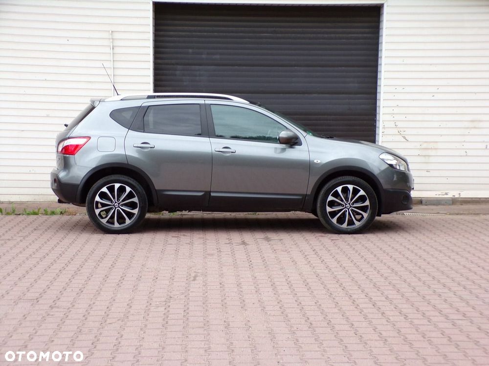 Nissan Qashqai - 4