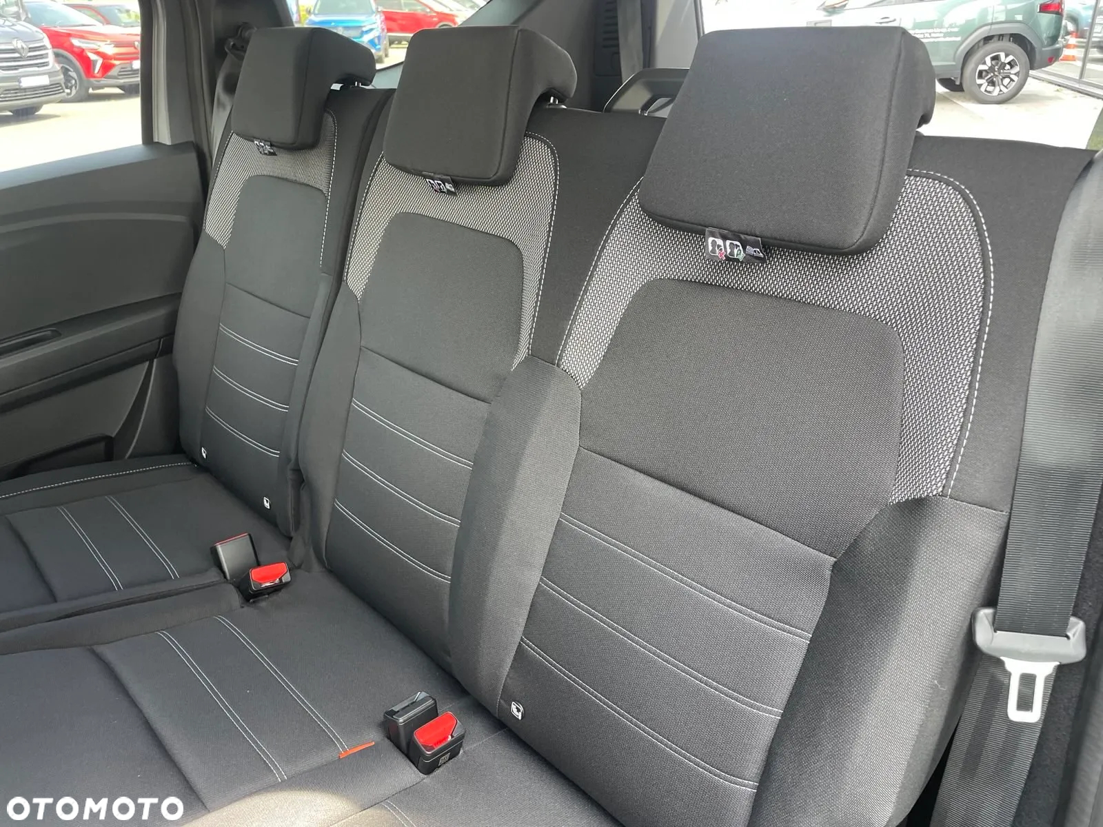 Dacia Jogger 1.0 TCe Expression 7os - 11