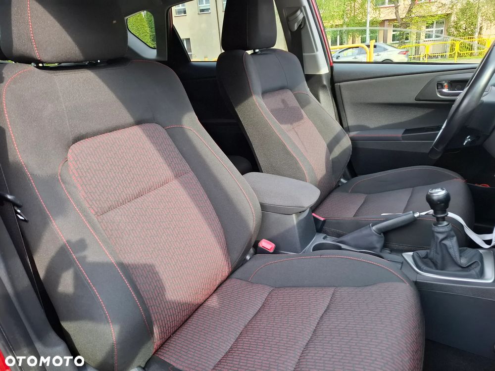 Toyota Auris 1.6 Premium Start - 37