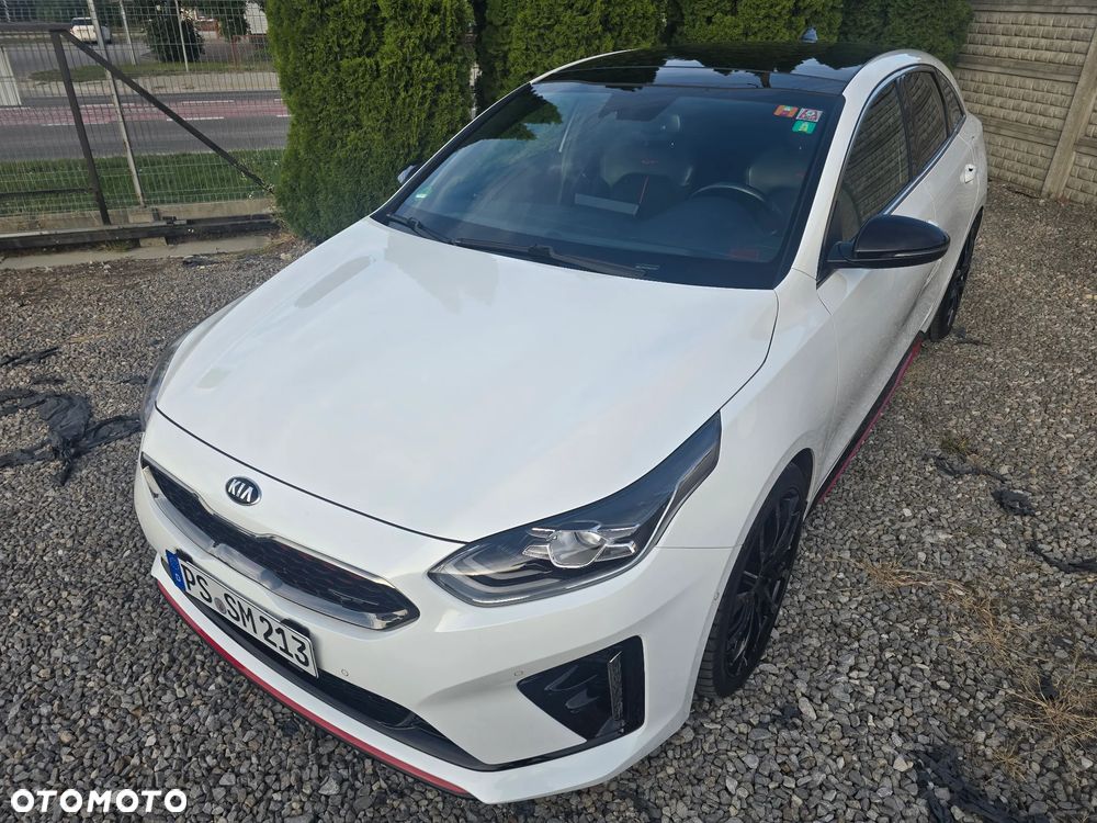 Kia ProCeed 1.6 T-GDI DCT7 OPF GT - 17