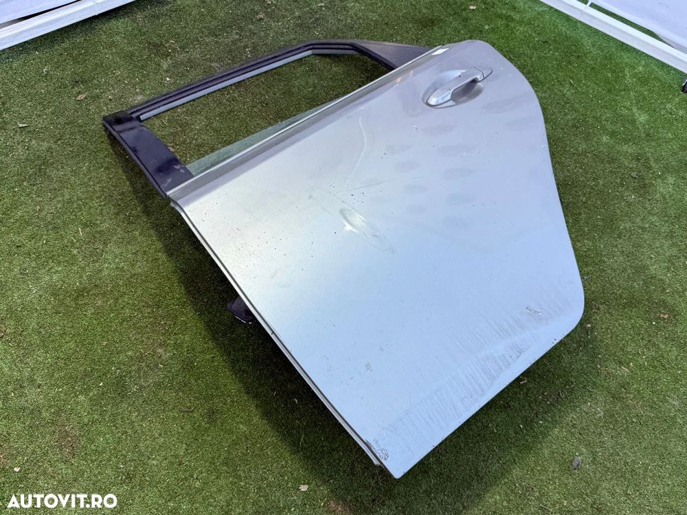 USA PORTIERA SPATE STANGA TOYOTA AURIS HYBRID 2013 1.6 BENZINA COD OEM 6711402180 / 6700402380 / HATCHBACK 2012-2018 - 4