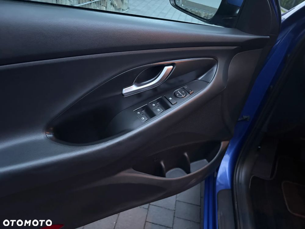 Hyundai i30 1.4 Comfort - 11
