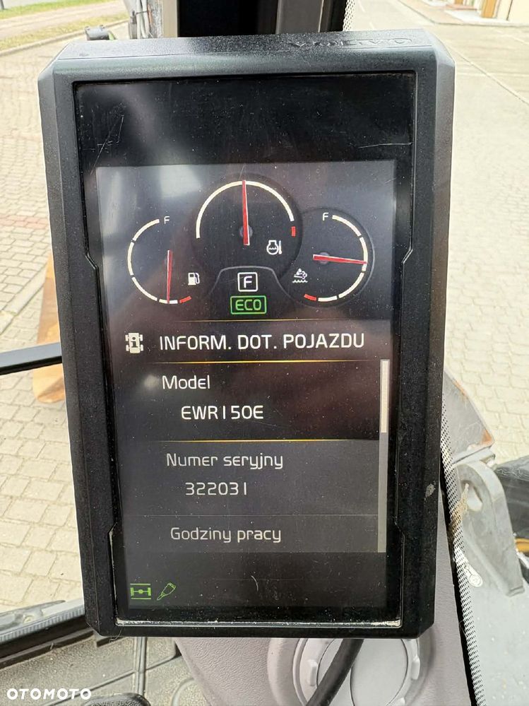 Volvo EWR 150E ROTOTILT ENGCON SYSTEM 3D ZESTAW 4 ŁYŻKI, NÓŻ, SZCZOTKA - 24