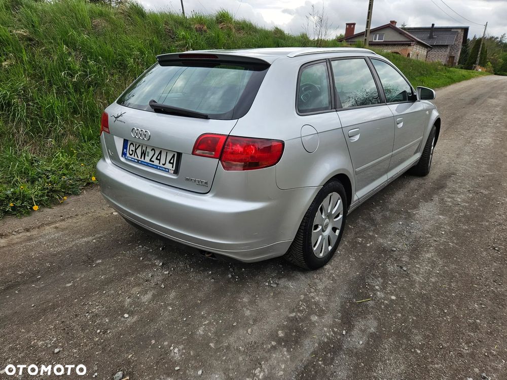 Audi A3 Sportback 2.0 TDI Quattro Attraction - 3