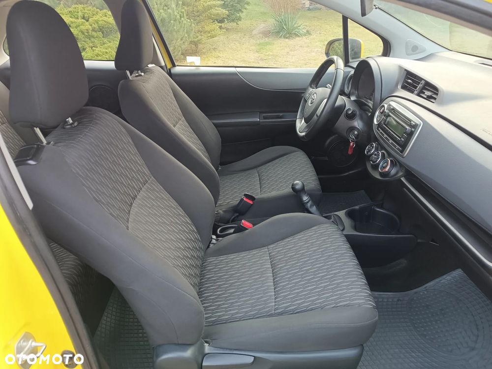 Toyota Yaris 1.0 Active - 26