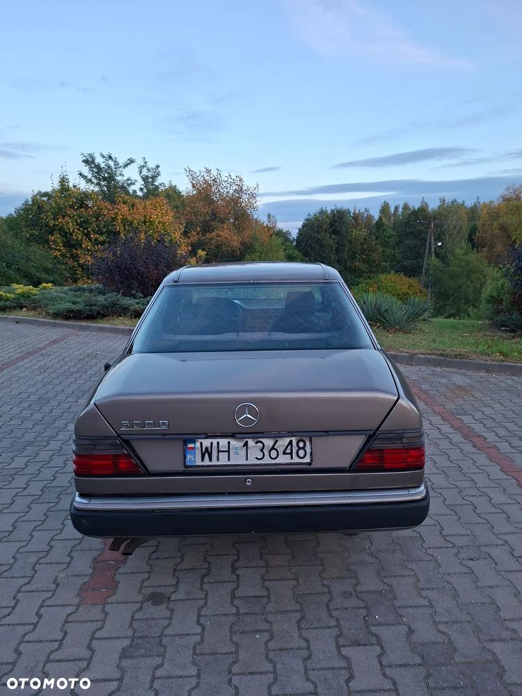 Mercedes-Benz W124 (1984-1993) - 4