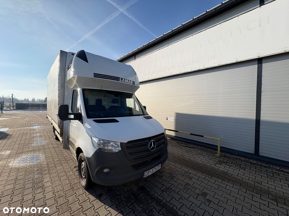 Mercedes-Benz Sprinter - 1