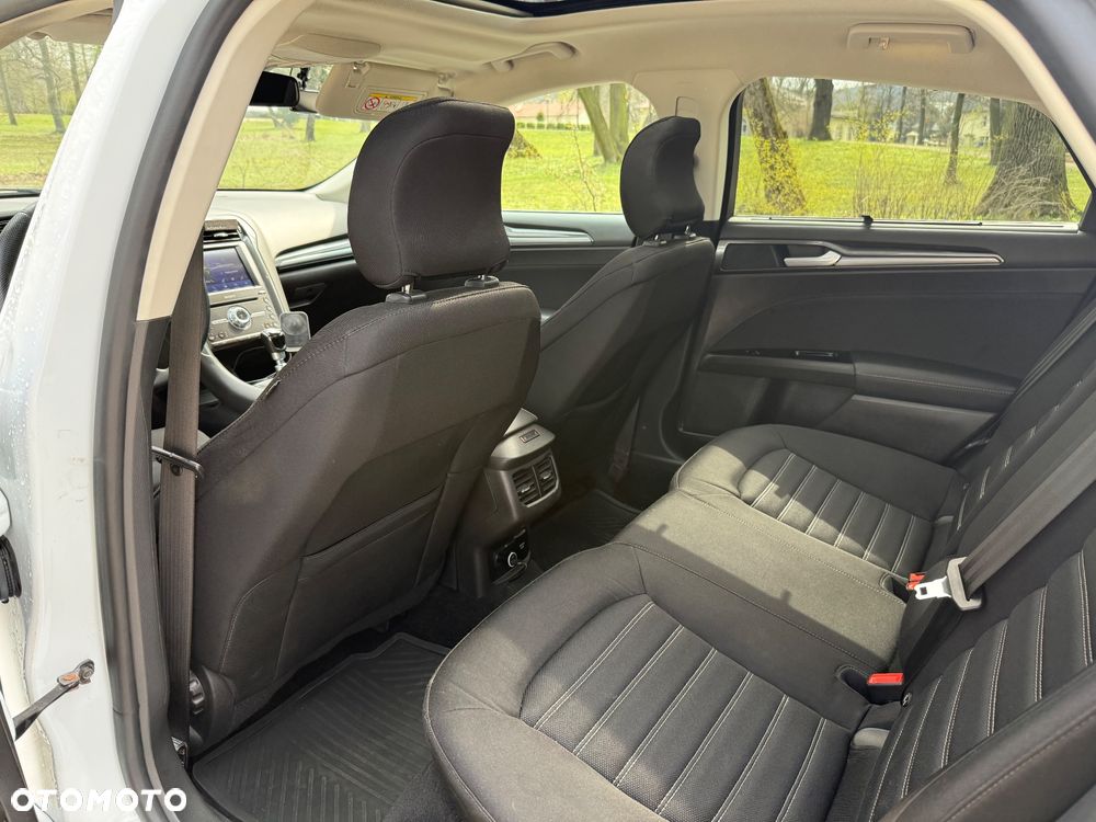 Ford Mondeo 2.0 EcoBlue Executive Plus - 26