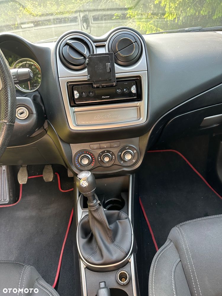 Alfa Romeo Mito 1.4 - 9