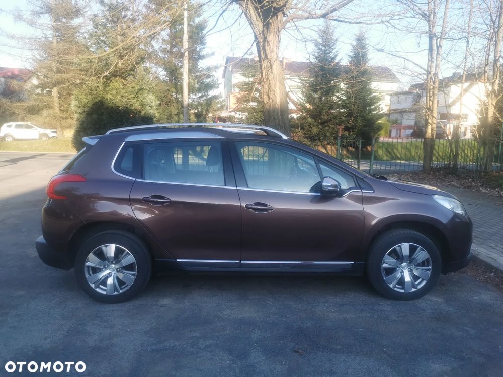 Peugeot 2008 e-HDi FAP 115 STOP & START Allure - 6
