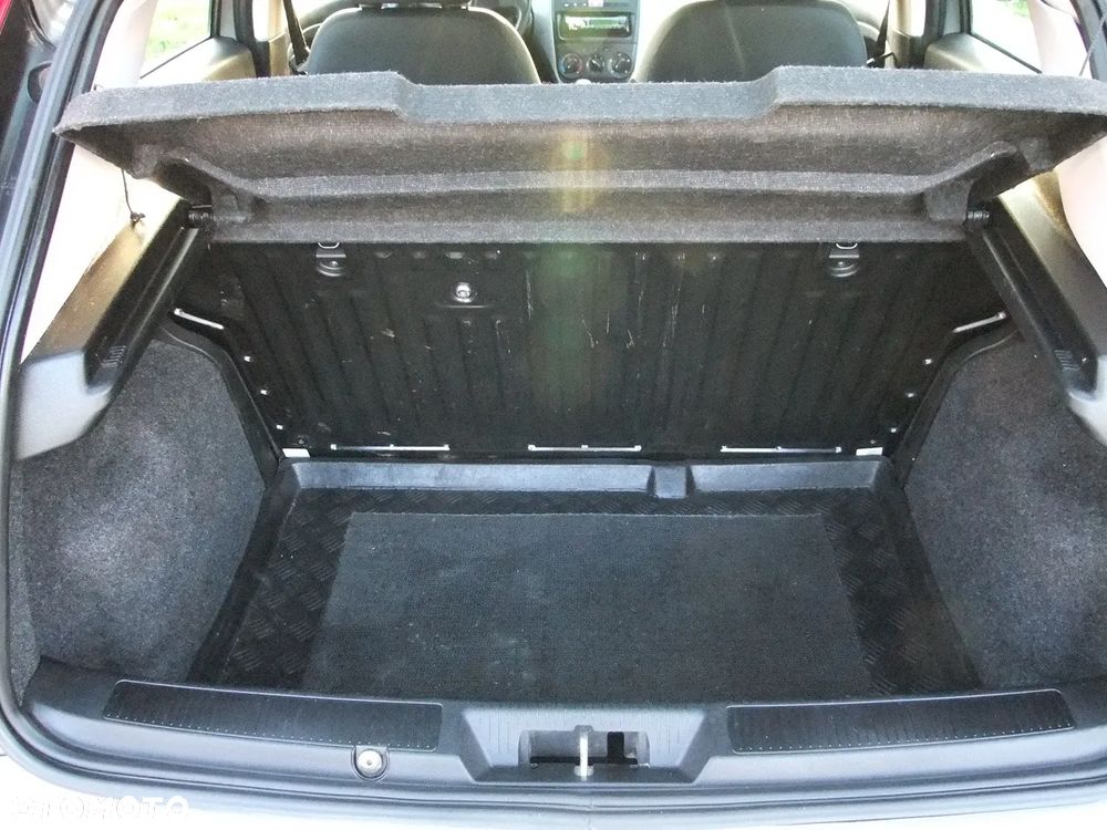Fiat Grande Punto 1.2 8V 360 - 10