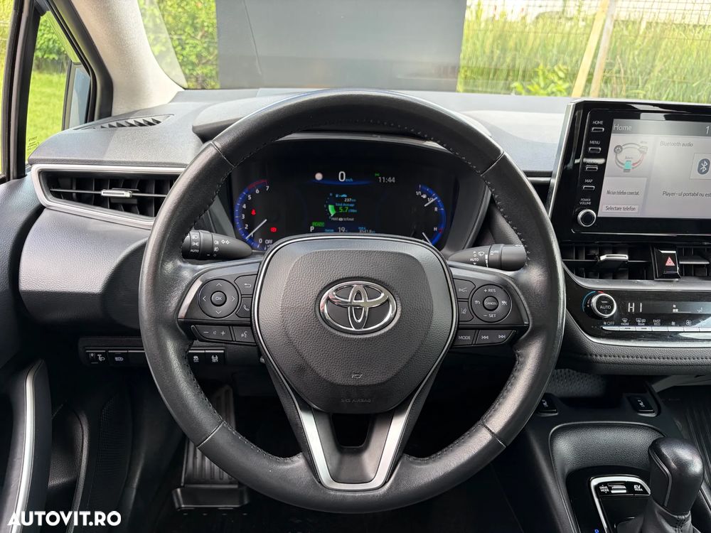 Toyota Corolla 1.8 HSD Dynamic - 18
