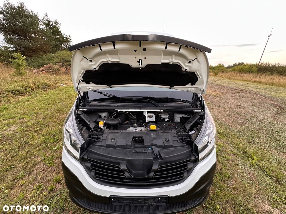 Renault Trafic - 18