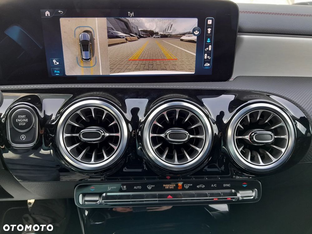 Mercedes-Benz CLA 200 mHEV AMG Line 7G-DCT - 11