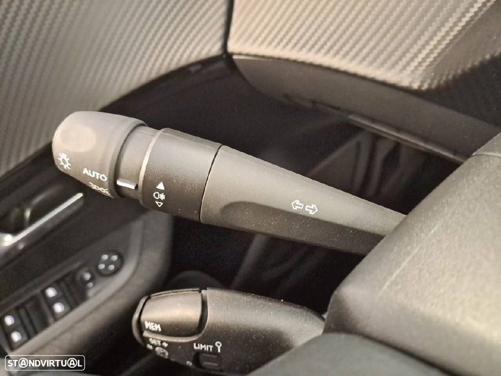 Peugeot e-208 50 kWh Style - 14
