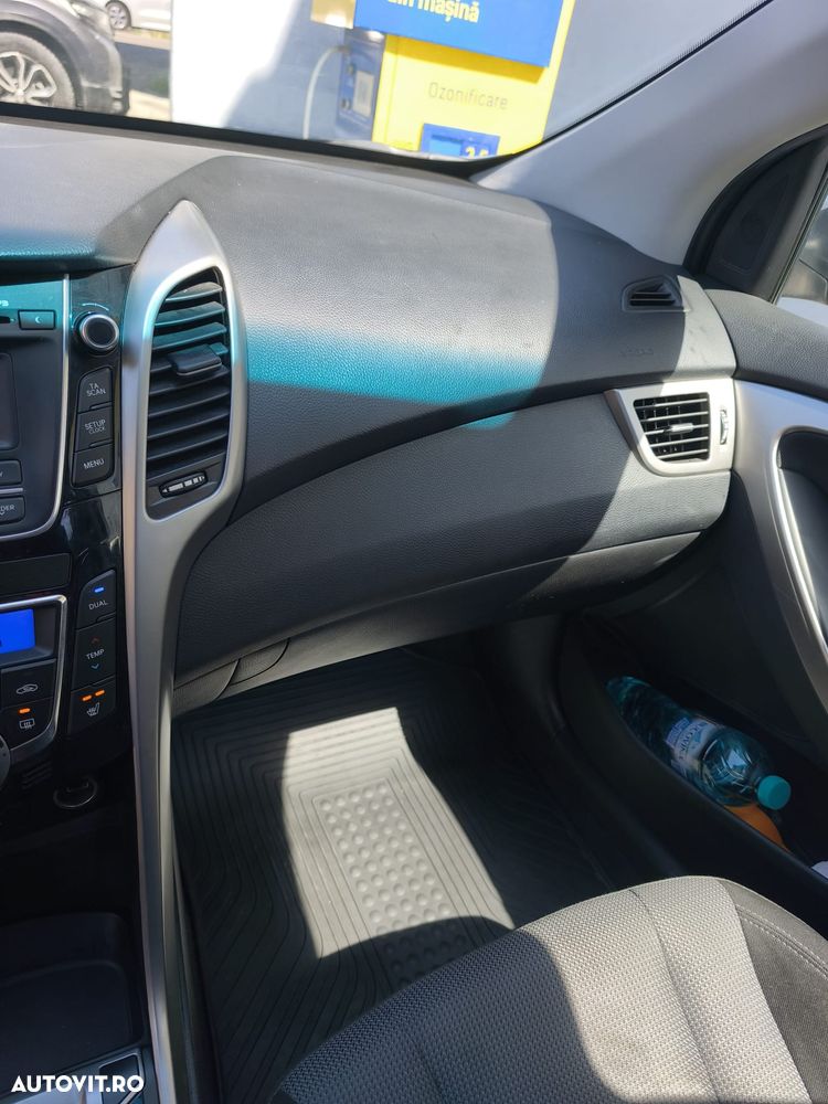 Hyundai i30 1.6 GDI Highway+ Aut. - 16