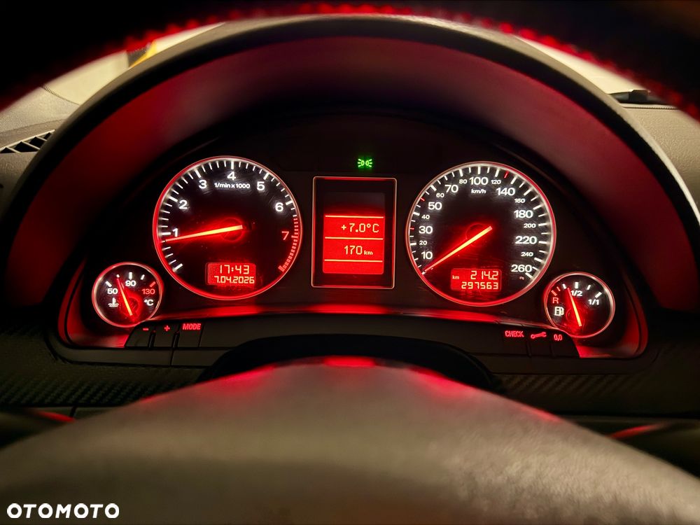 Audi A4 Limousine - 20