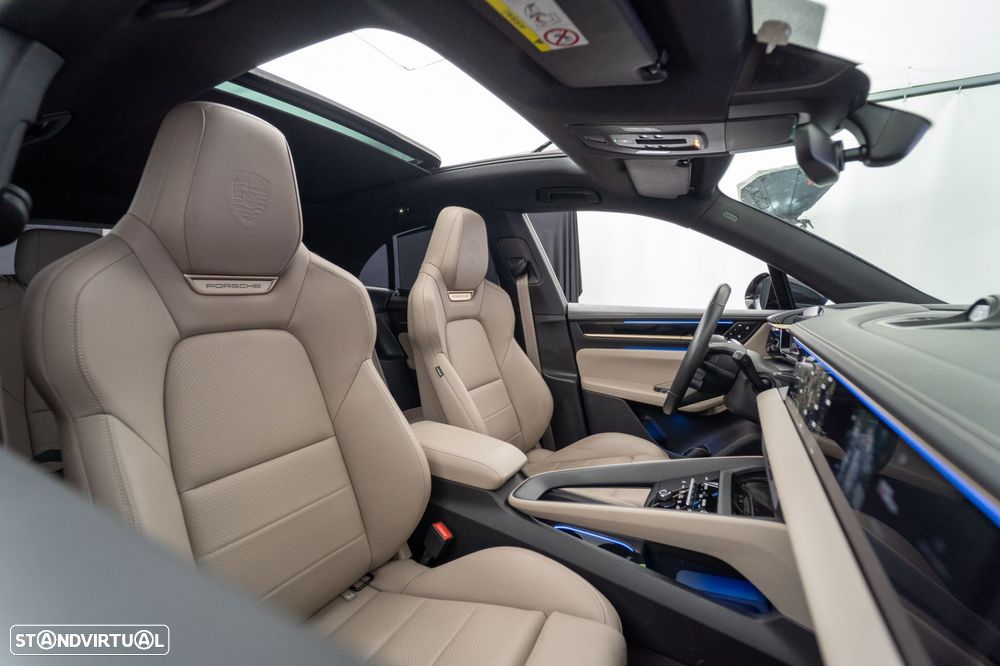 Porsche Macan Electric 4 - 61