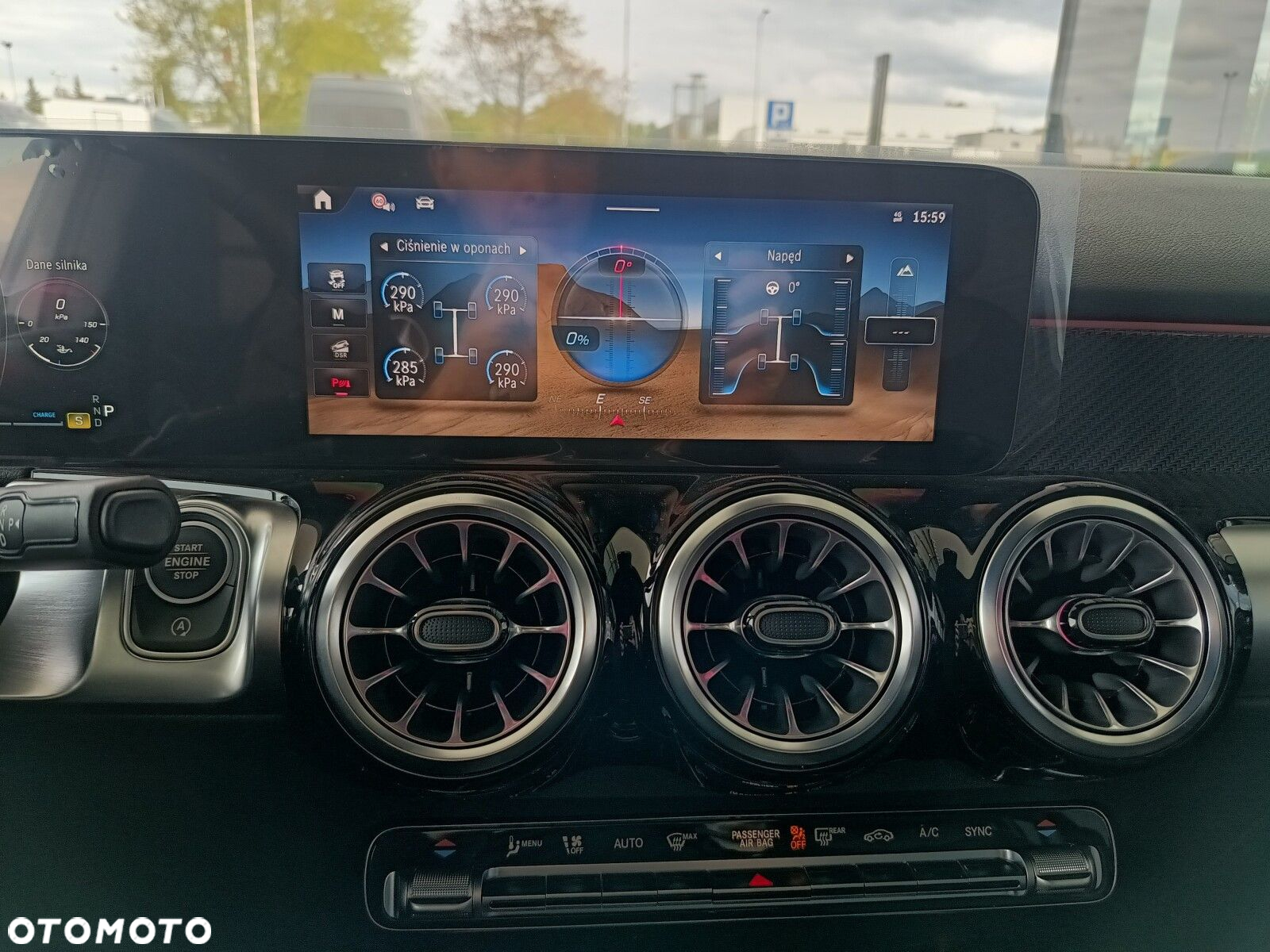 Mercedes-Benz GLB - 23