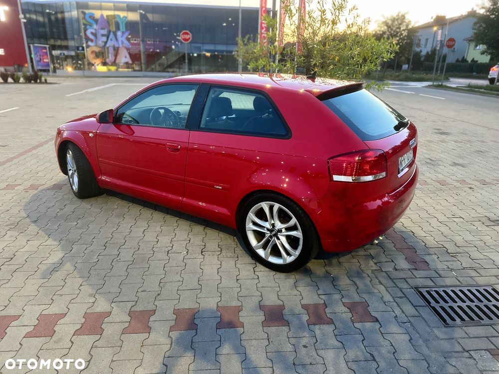 Audi A3 2.0 TDI DPF S line Sportpaket - 4