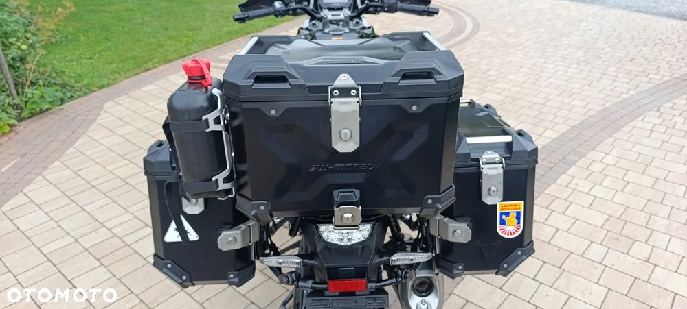 Suzuki V-STROM - 34