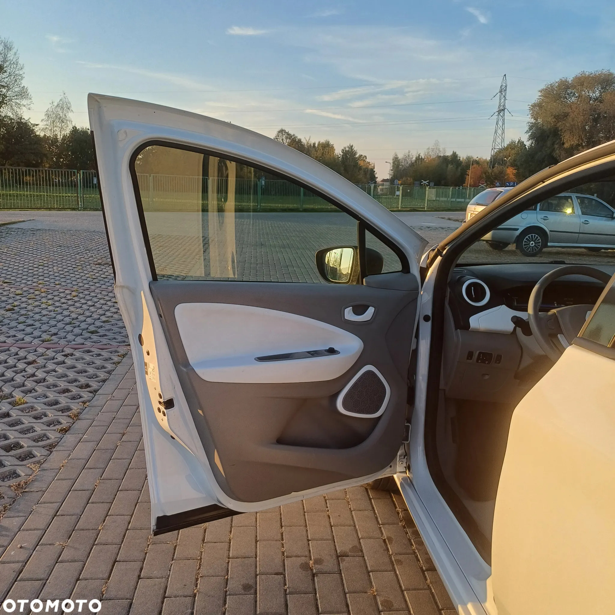 Renault Zoe - 9