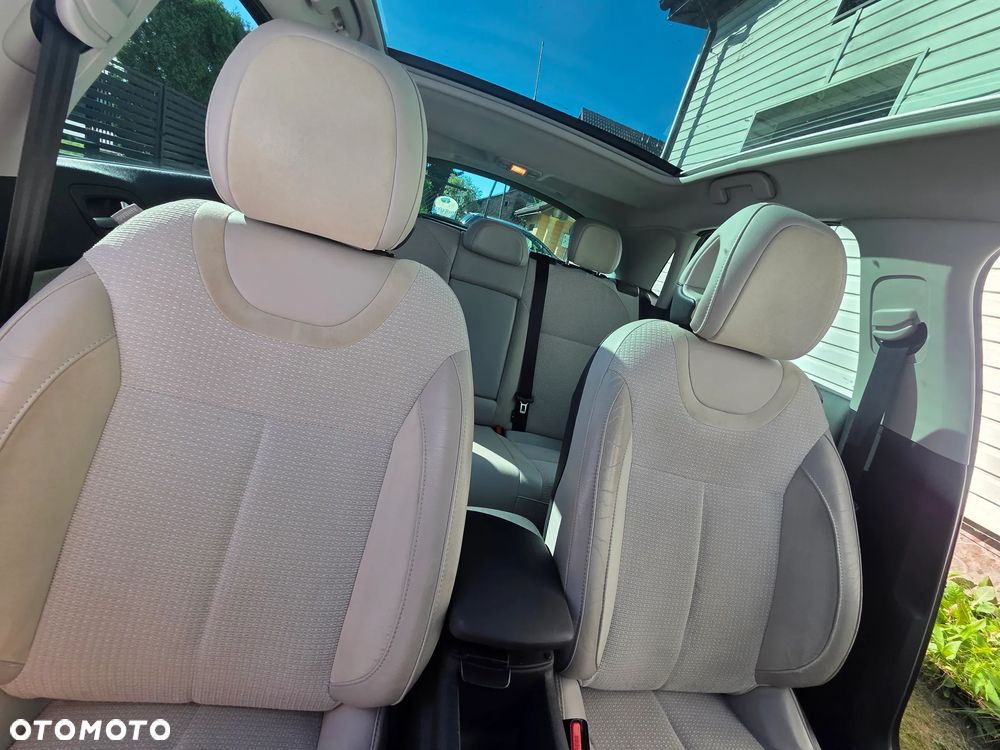 Citroën C4 1.6 e-HDi Exclusive MCP - 7