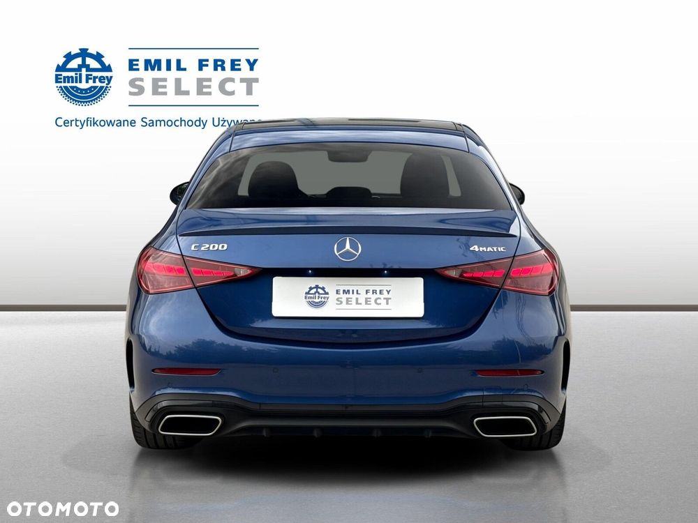 Mercedes-Benz C-Class 2025 photo 4