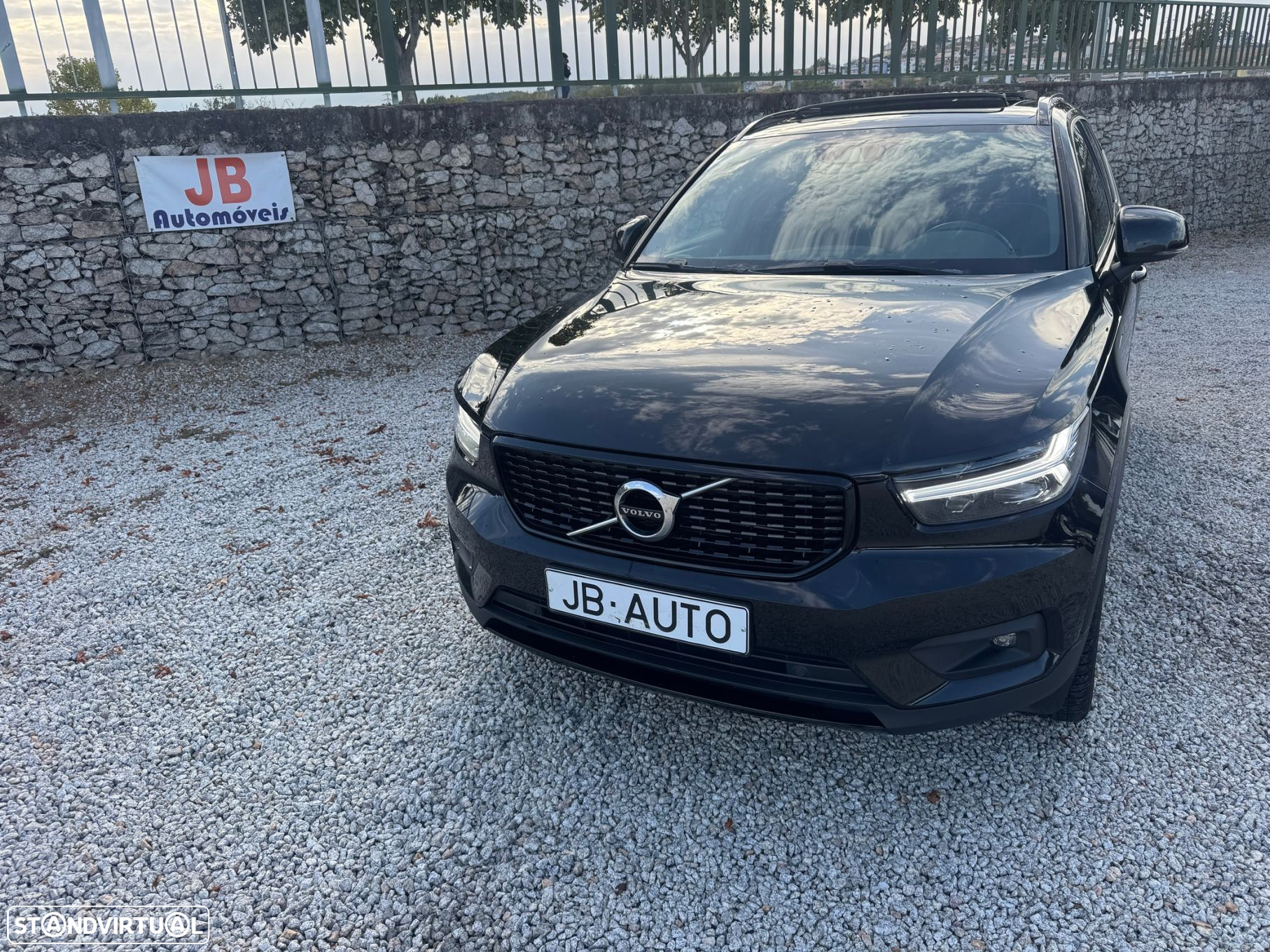 Volvo XC 40 1.5 T5 PHEV R-Design - 2