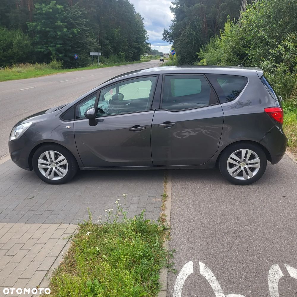 Opel Meriva 1.7 CDTI Cosmo - 9