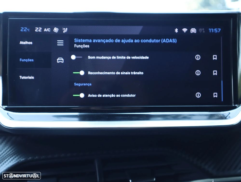 Peugeot 2008 1.2 PureTech Allure Pack EAT8 - 47