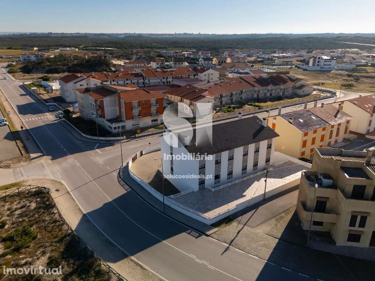 Moradia Geminada T6 - Grande imagem: 3/50