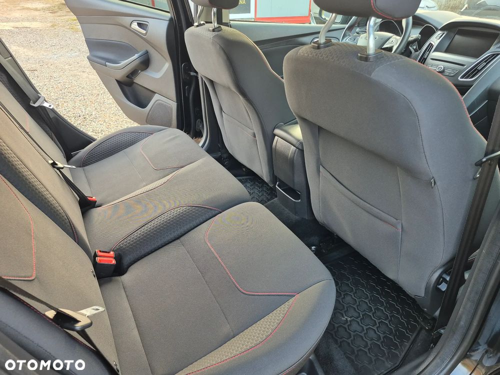 Ford Focus 1.5 EcoBoost STart-Stopp-System ST-LINE - 36