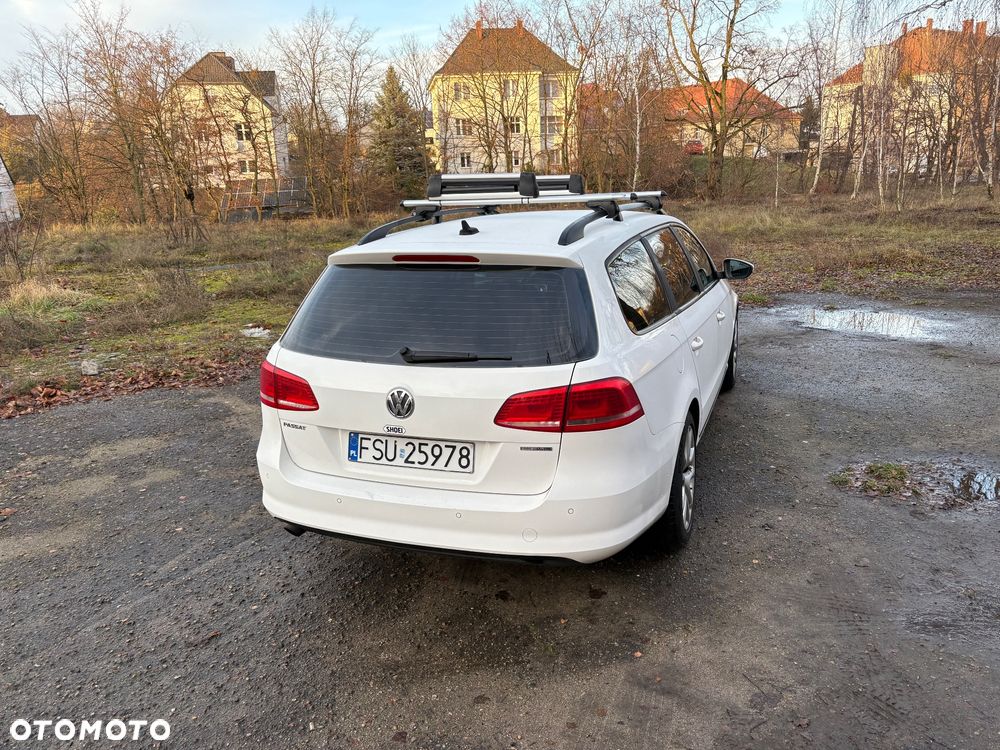 Volkswagen Passat 1.6 TDI Comfortline - 21
