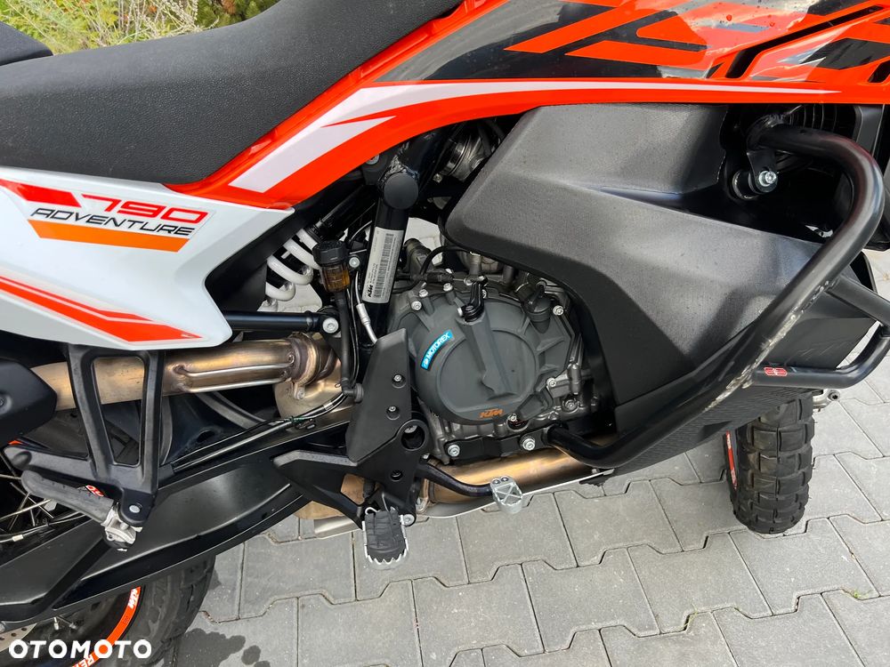 KTM Adventure - 22