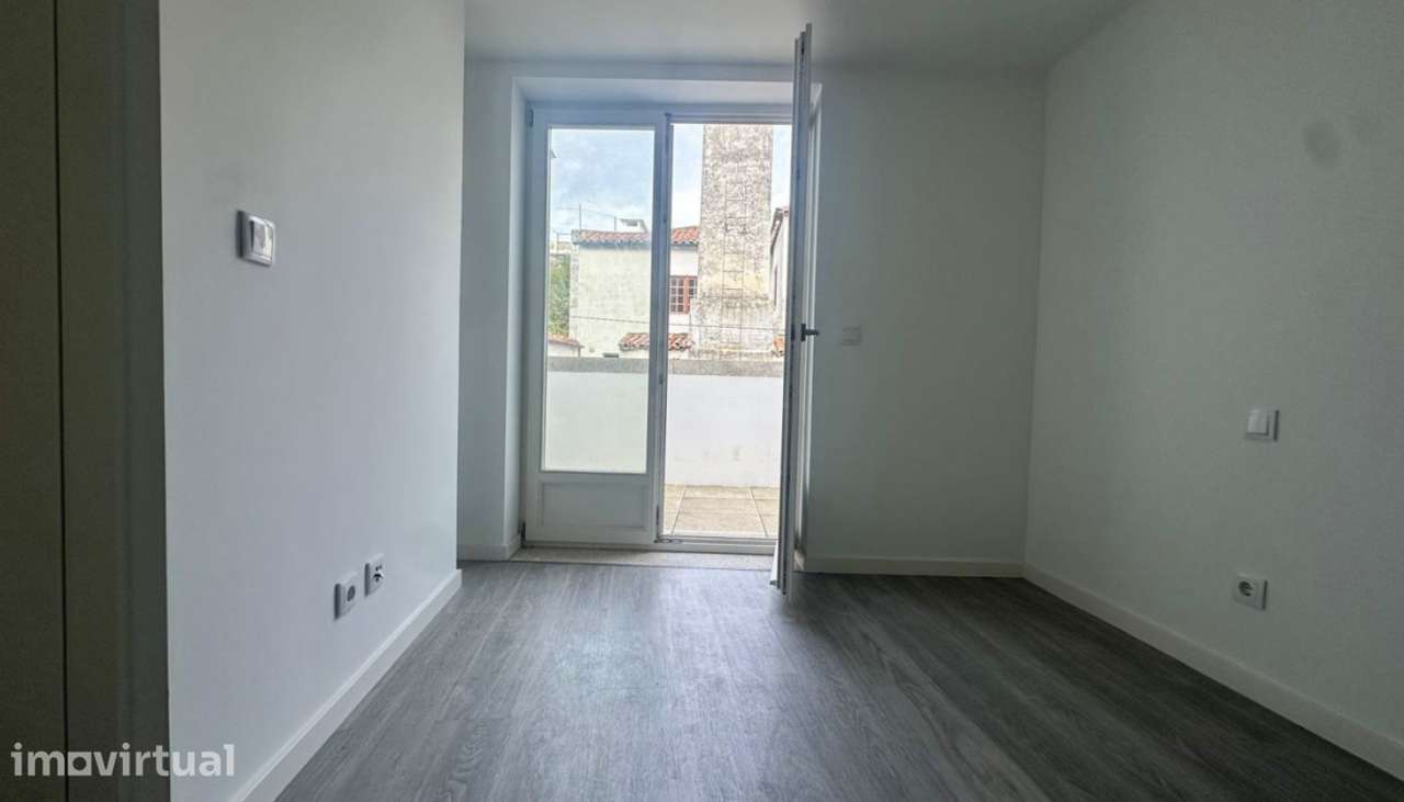 Apartamento T2+1 Duplex, Centro da Cidade, Viana do Castelo - Grande imagem: 4/25
