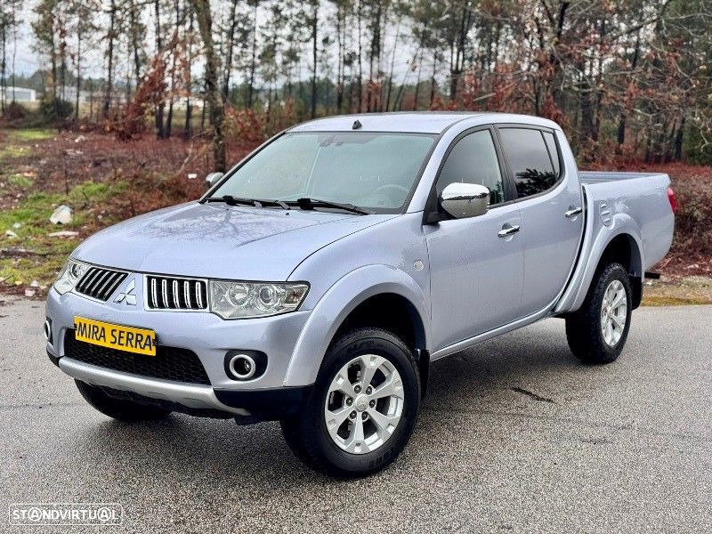 Mitsubishi L200 2.5 DI-D CD Invite AC 4WD - 1