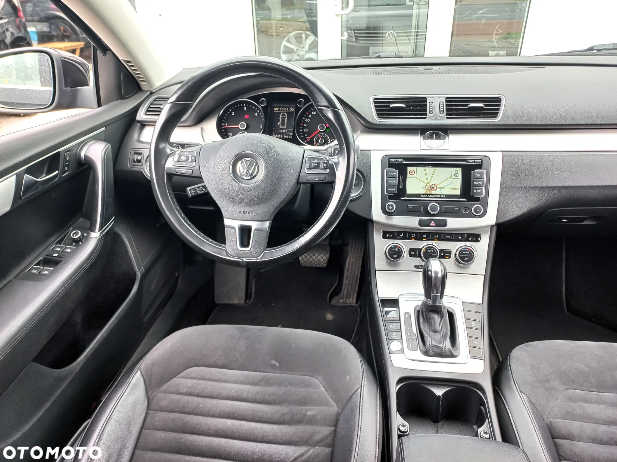 Volkswagen Passat 2.0 TDI Highline DSG - 10